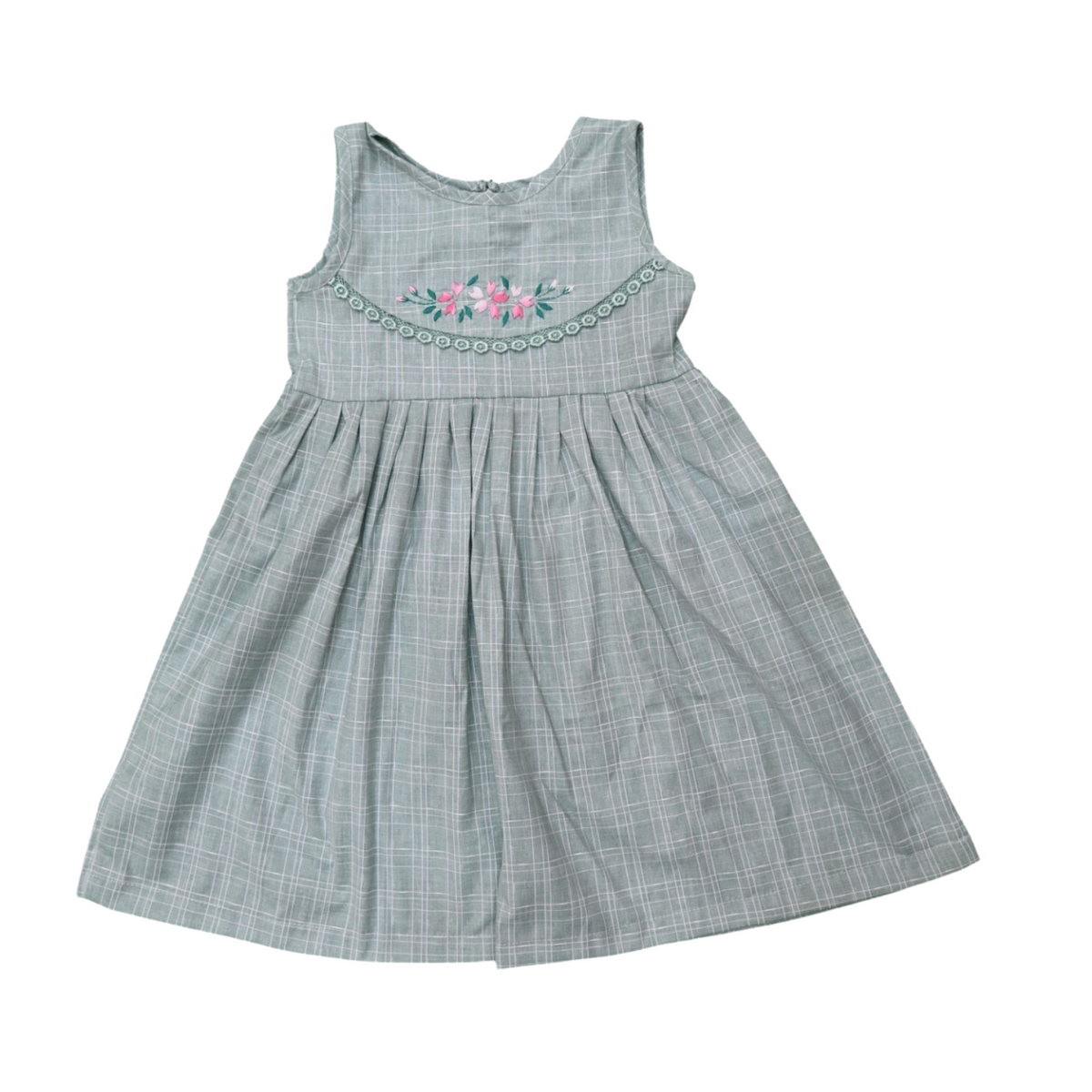 Mint Meadow: Chic Linen-Blend With Delicate Embroidery